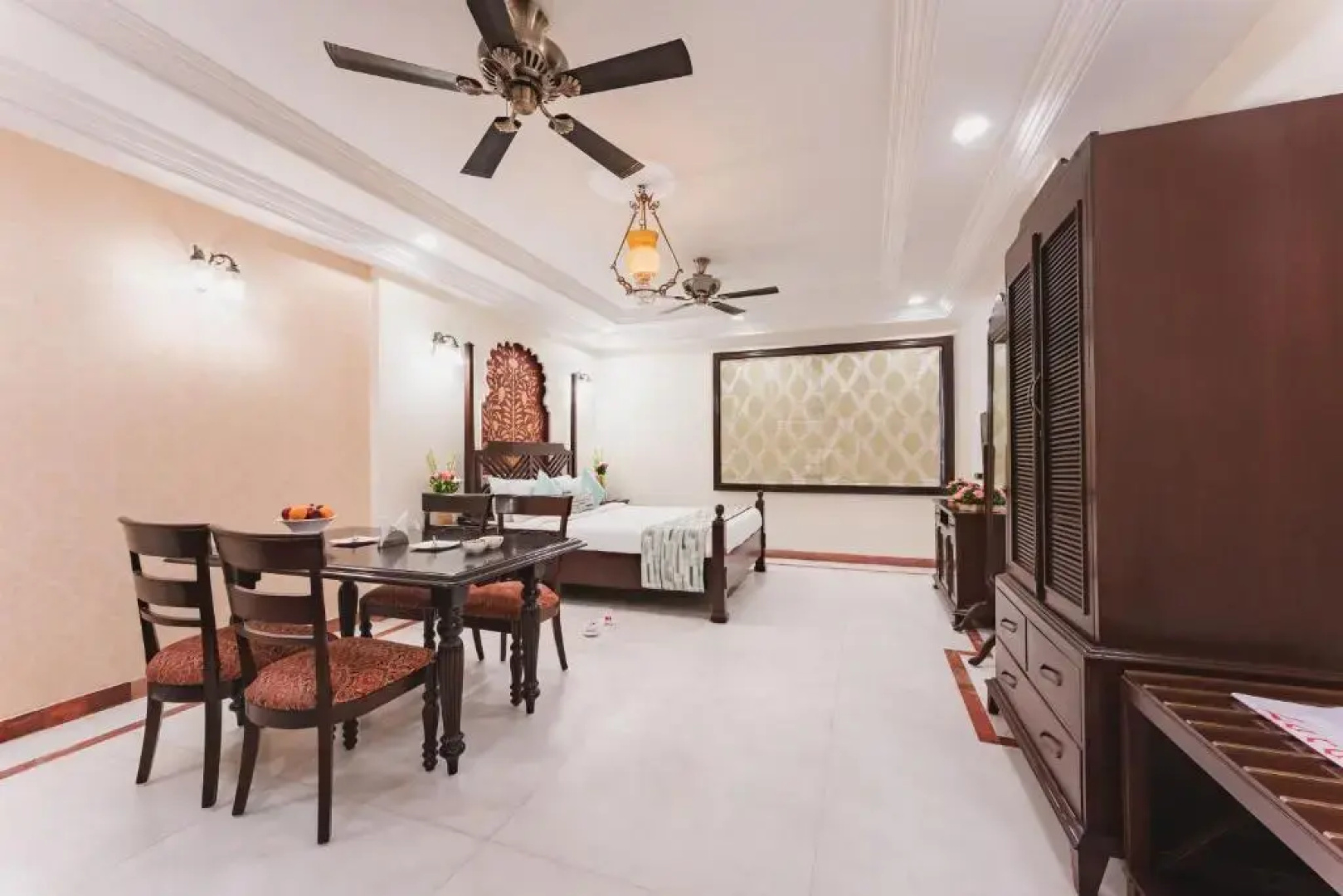 Shree Vallabh Vilas Lords Plaza Nathdwara - Pure Veg