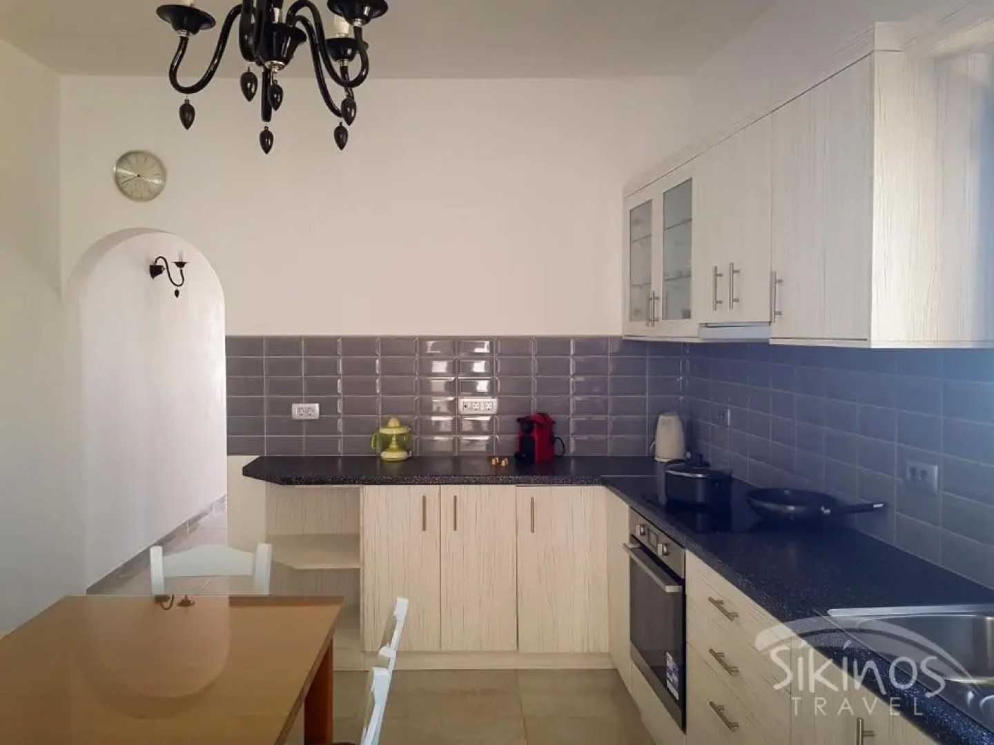 Kastro Elegant House