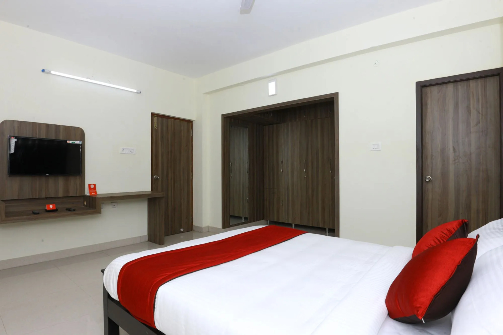 OYO 10027 Hotel Red Petal