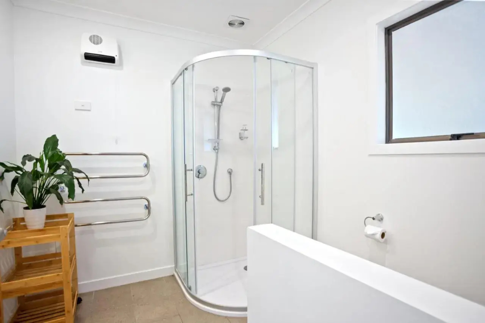 Coastal Breeze - Waihi Holiday Home