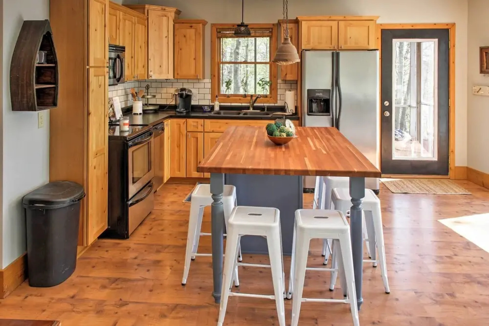 Spacious Pine Lake Home: Deck, Fire Pit + 3 Acres!