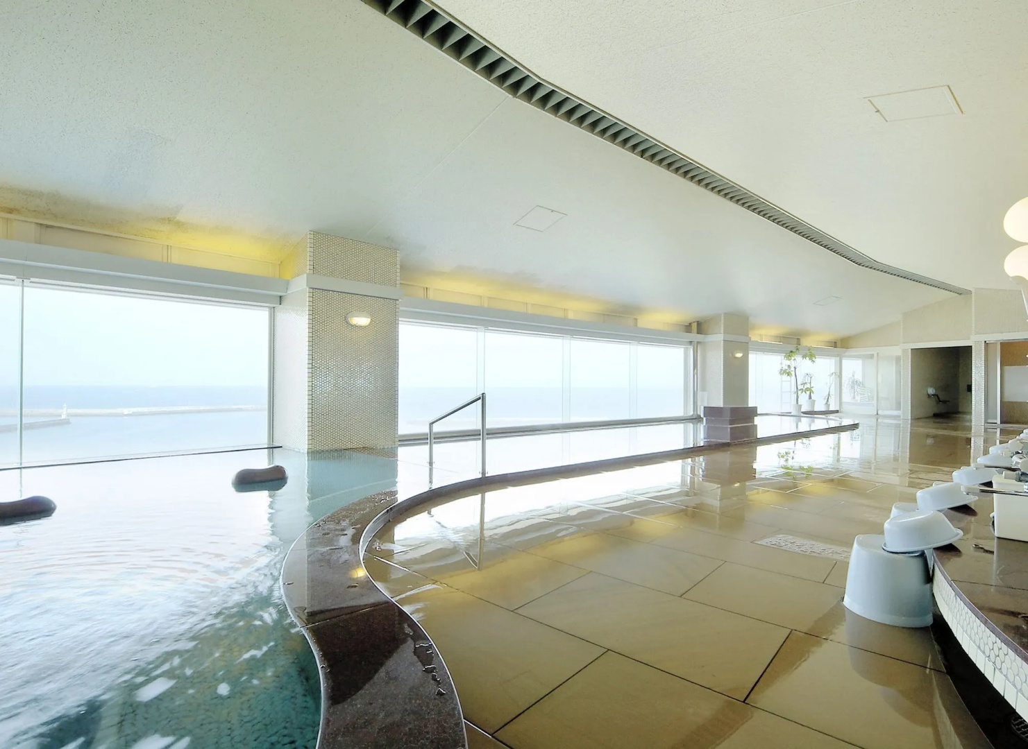 Irago Resort & Convention Hotel