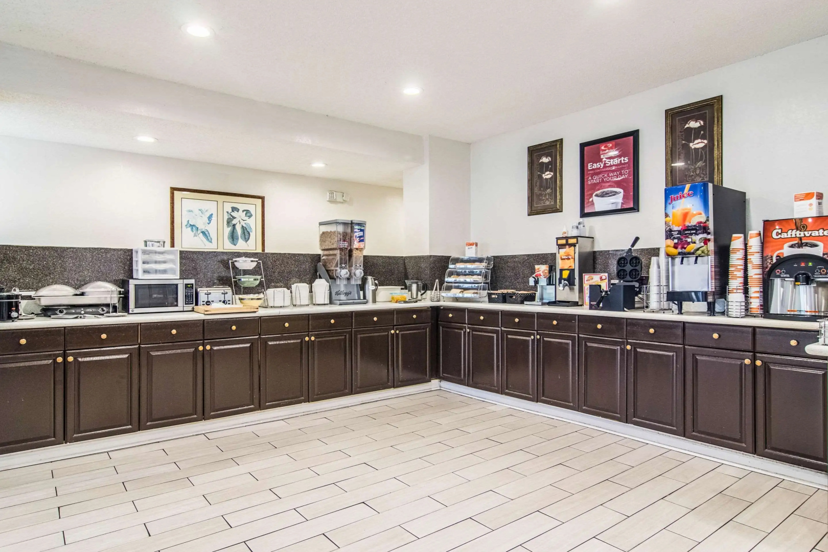 Econo Lodge Darien