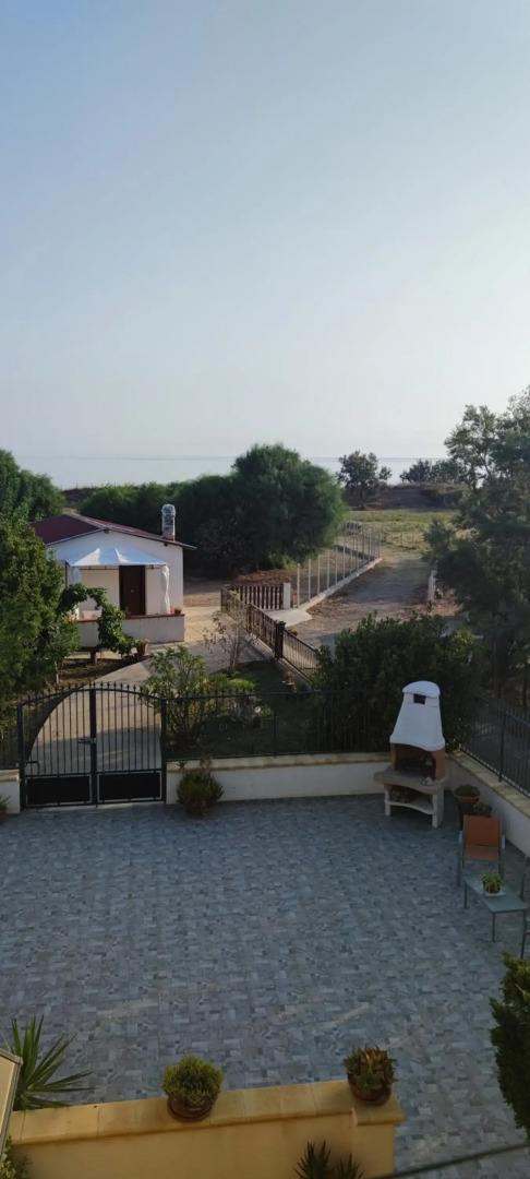 VILLA FRANCA-Casa per Vacanze al mare- Privacy e tranquillità-