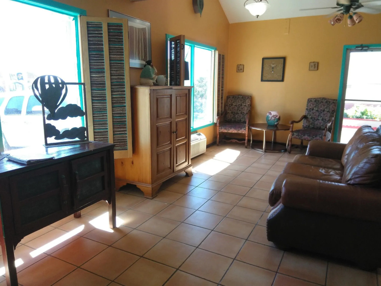 Extend a Suites & RV Park