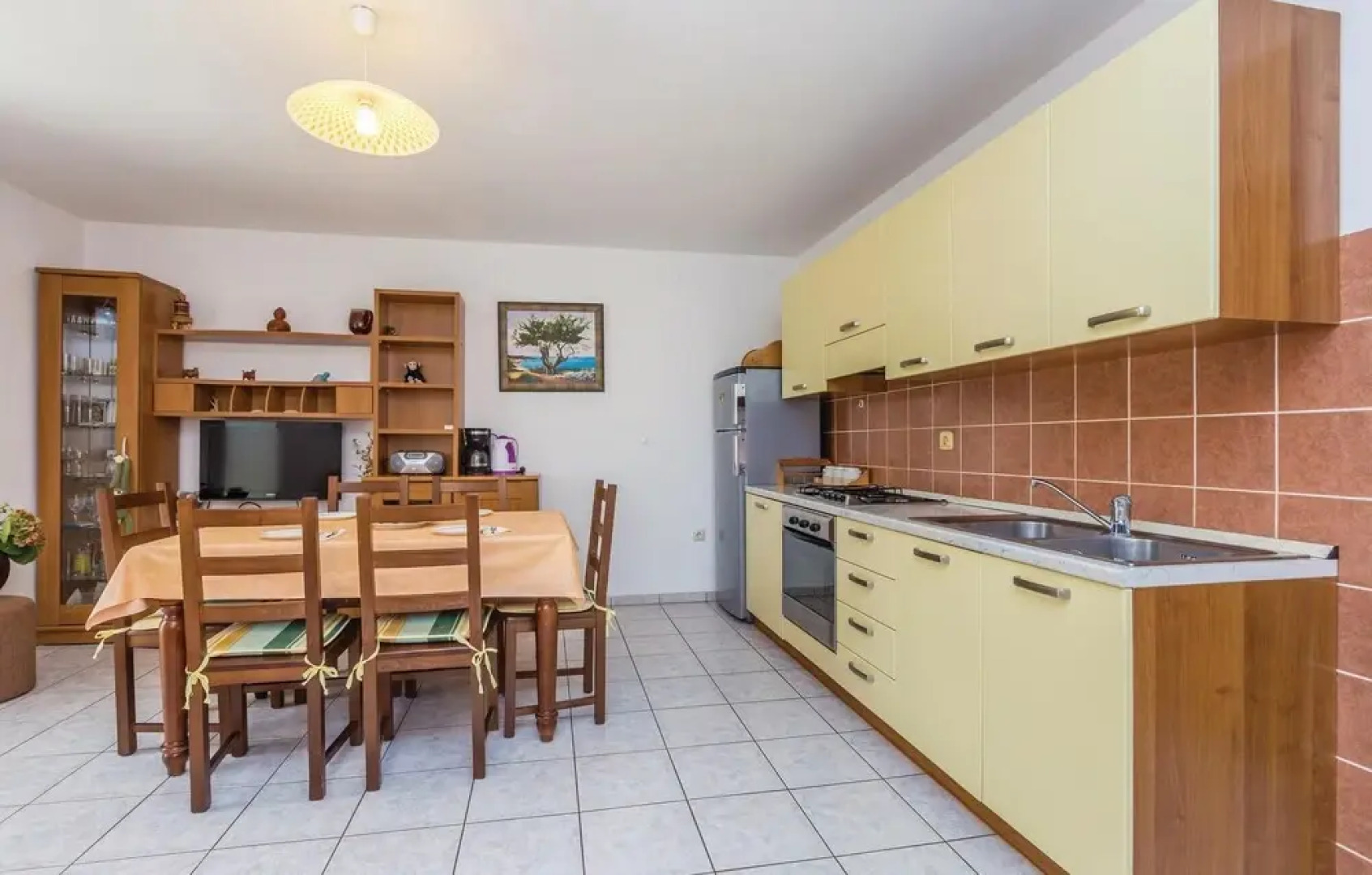 Amazing Home in Poljica With Wifi and 4 Bedrooms