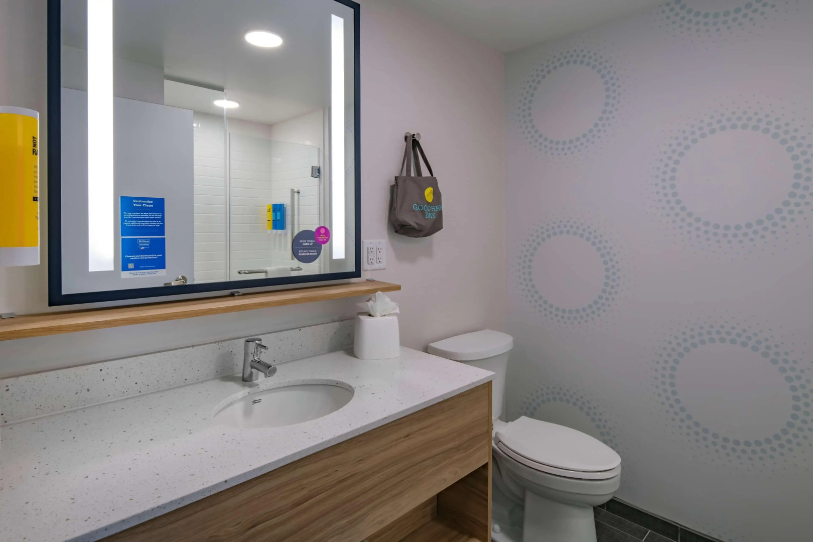 Tru By Hilton Omaha I-80 at 72nd Street, NE