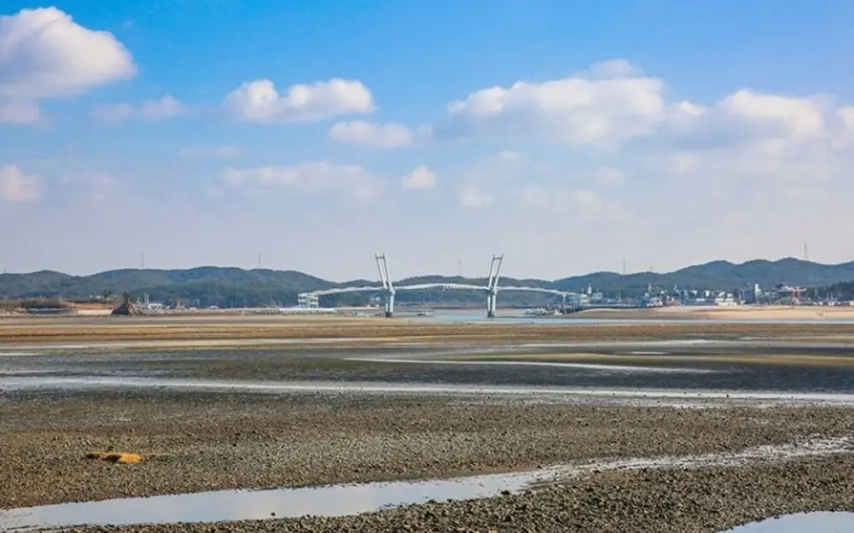 Taean Lunasol Pension