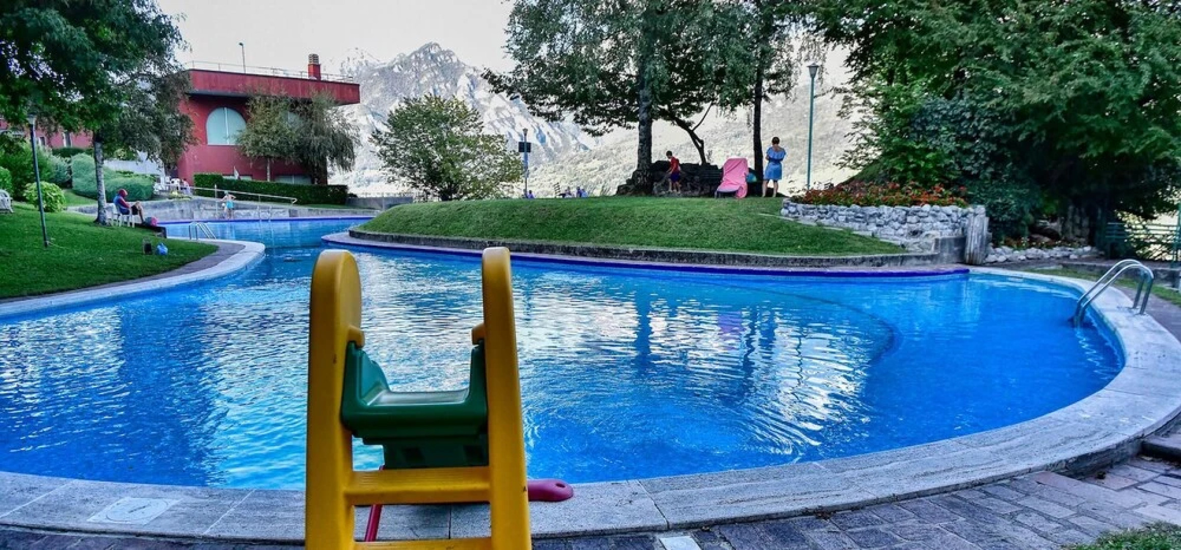 Easy Welcome Kosmopolitan