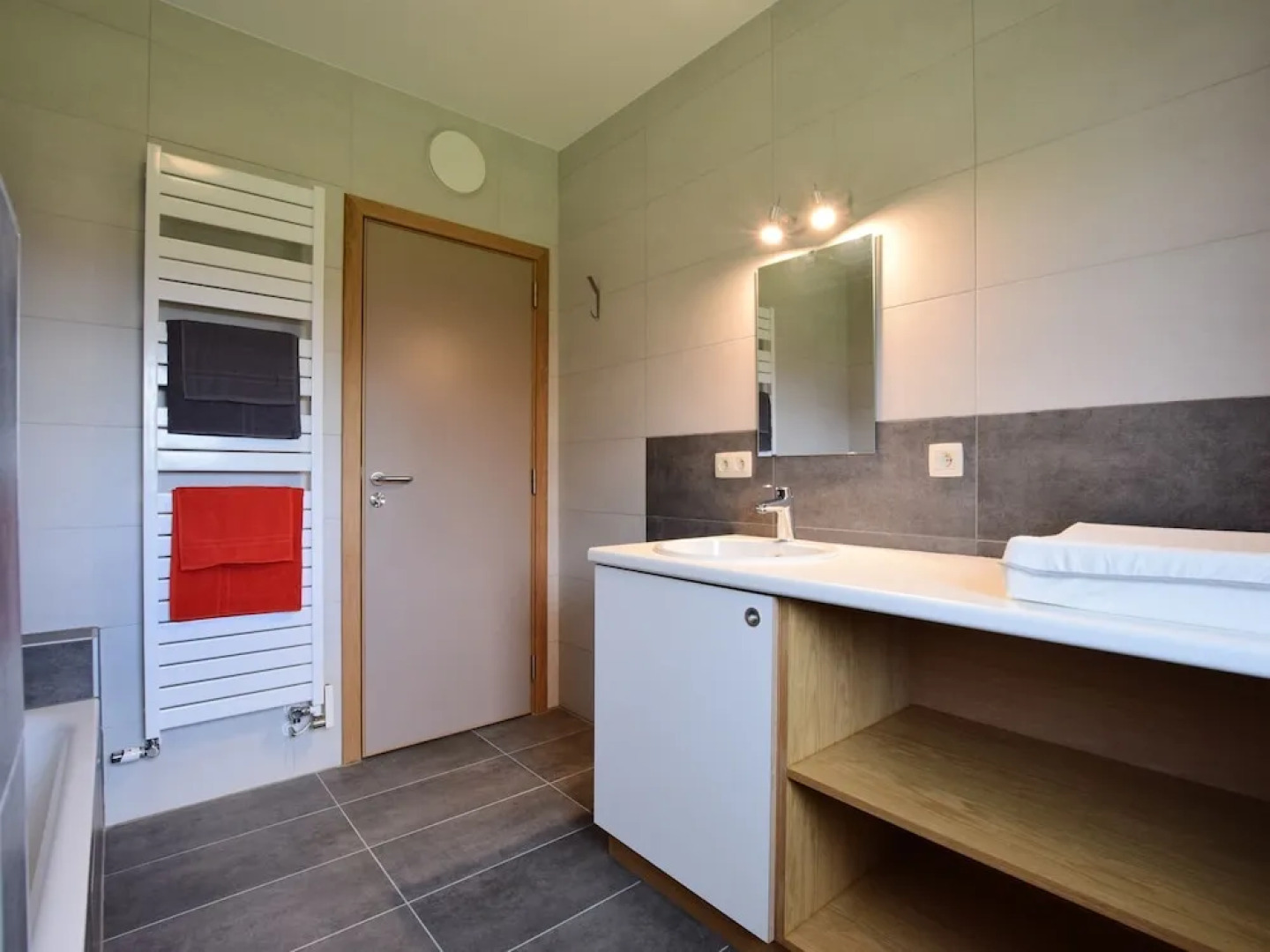 Stylish Apartment In Leglise With Terrace