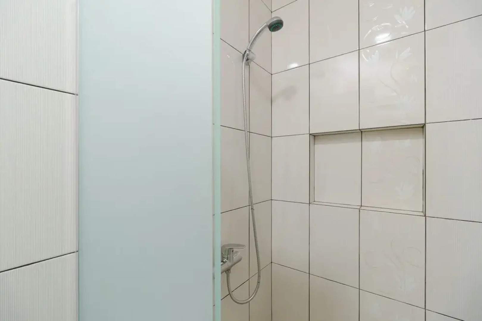 RedDoorz Syariah near Universitas Serambi Mekkah