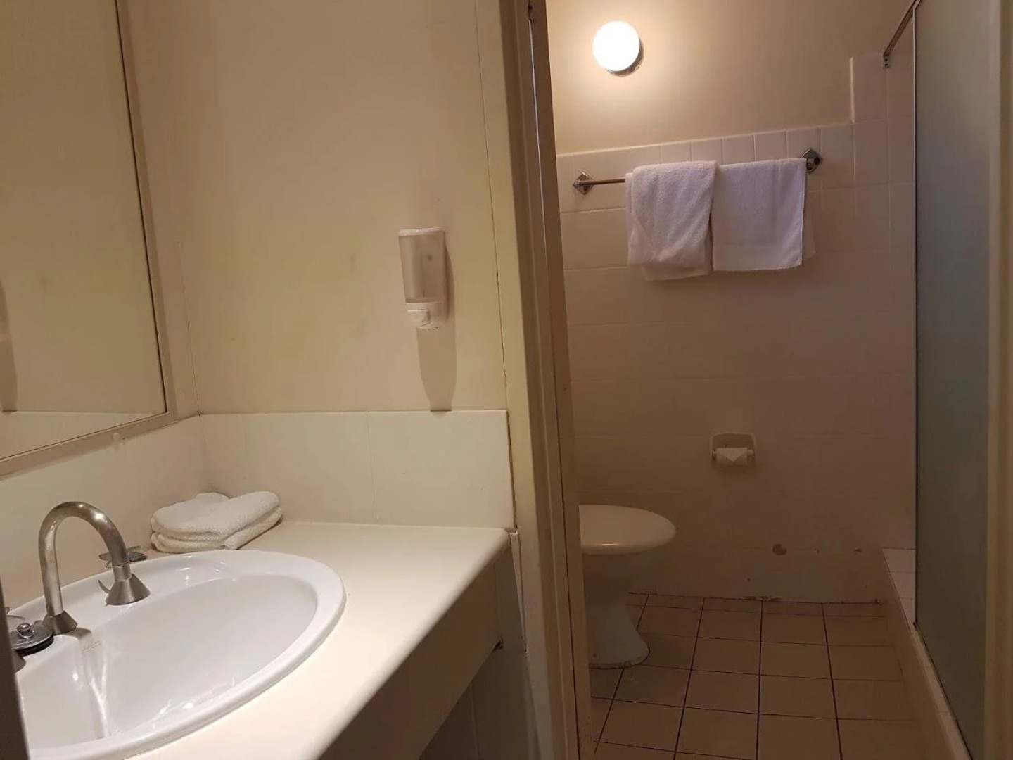 El Lago Waters Motel