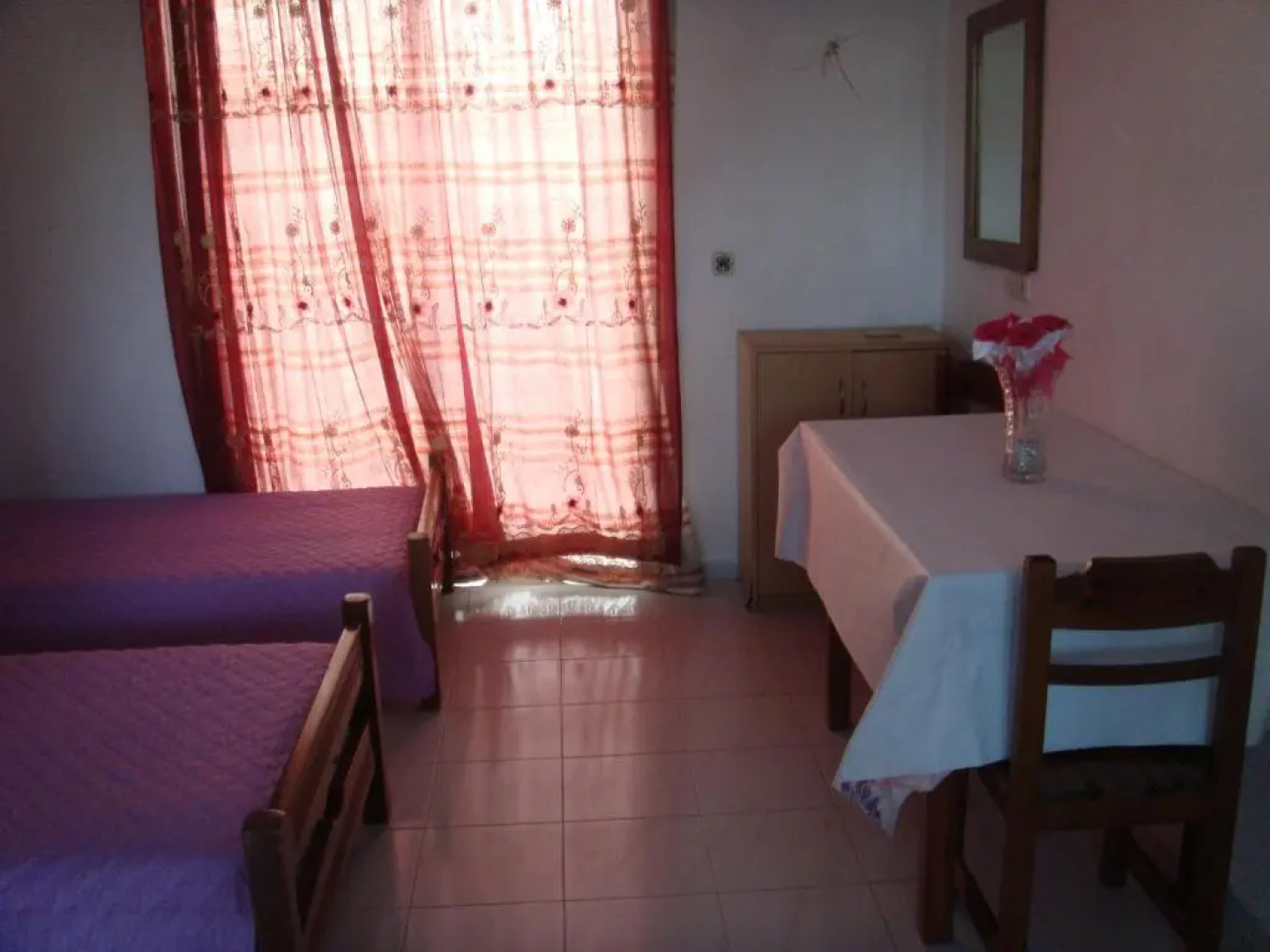 Merryland Studios & Apartments