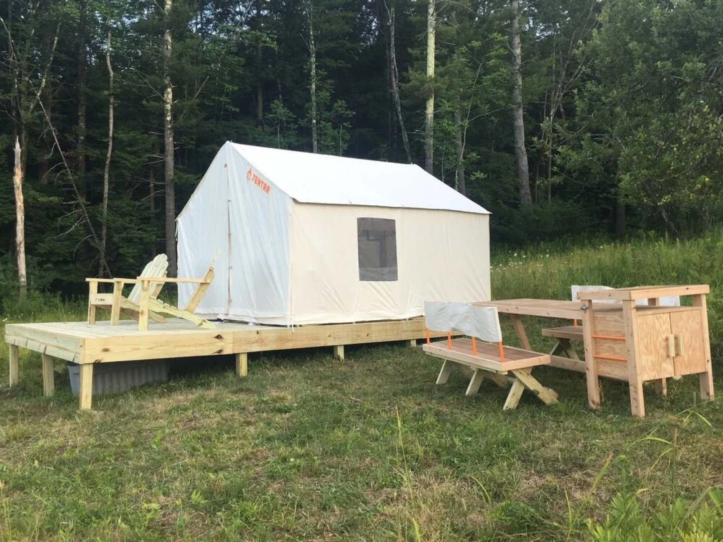 Tentrr - A Slice Of Heaven