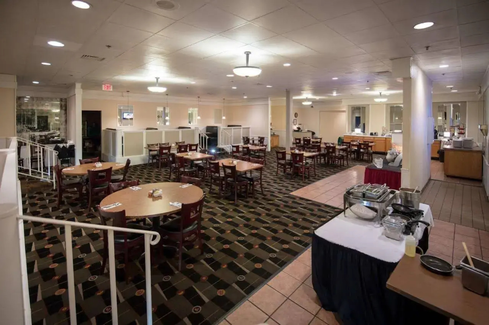 Clarion Hotel & Convention Center