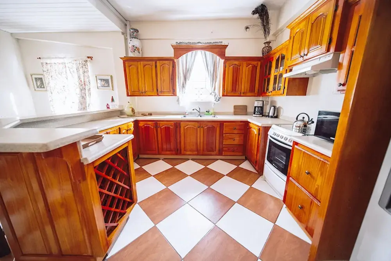 ClarenceVille Villa Apartments