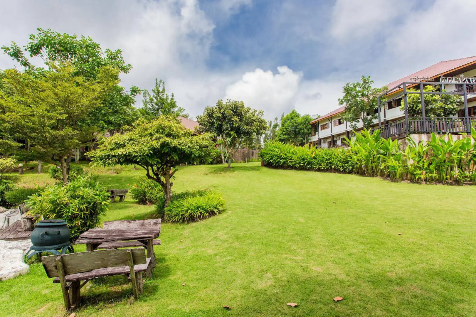 Starwell Garden Home Resort