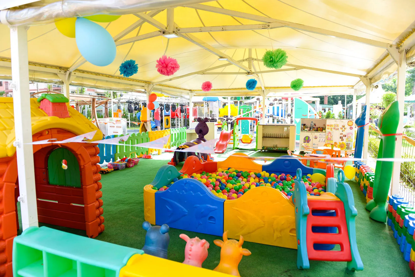 Apart Hotel Tarsis Club