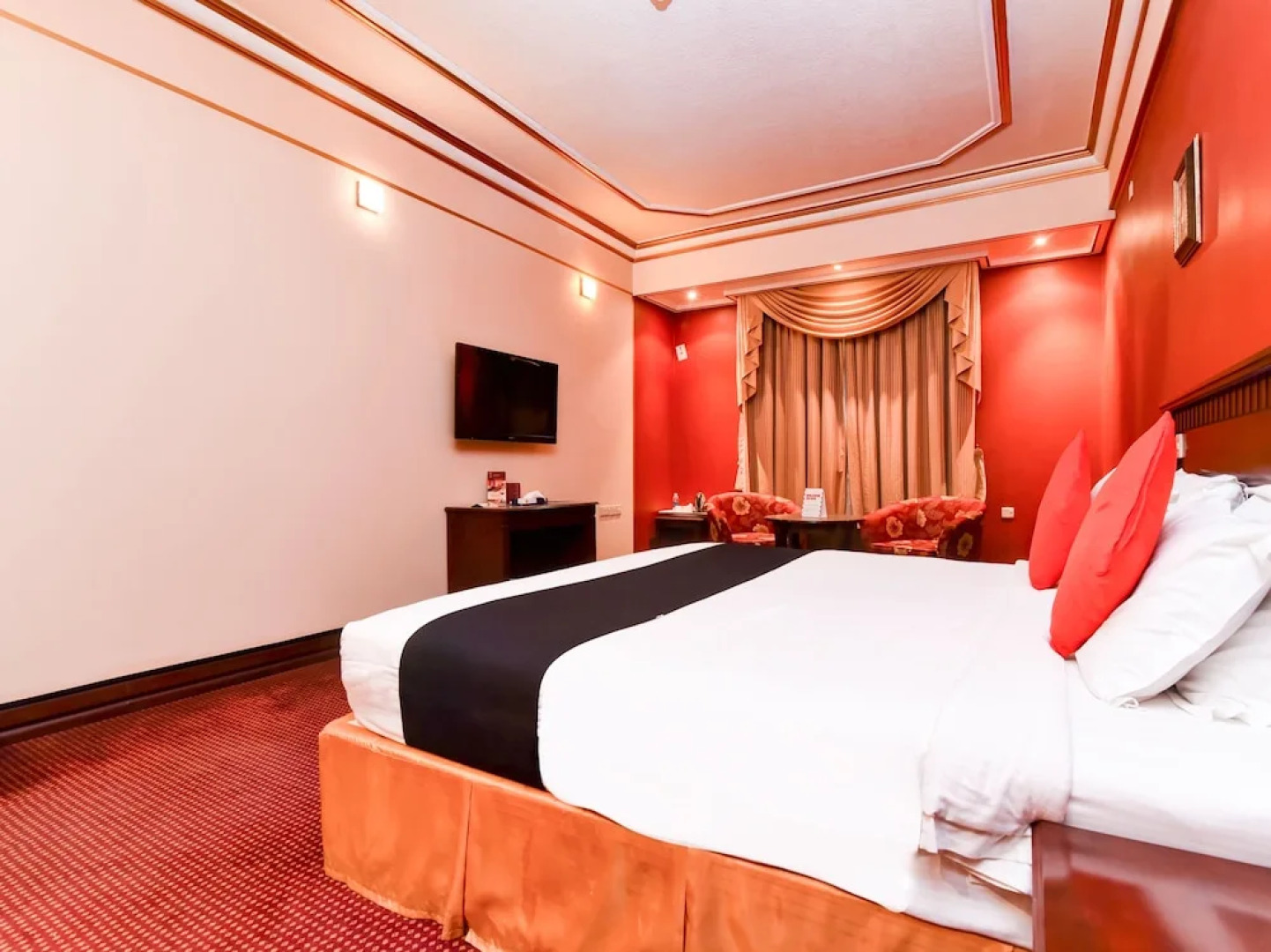 CAPITAL O 456 Almansour Grand Hotel