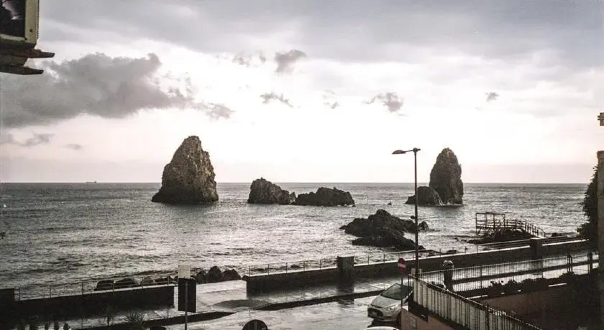 Meravigliosa vista mare davanti ai Faraglioni