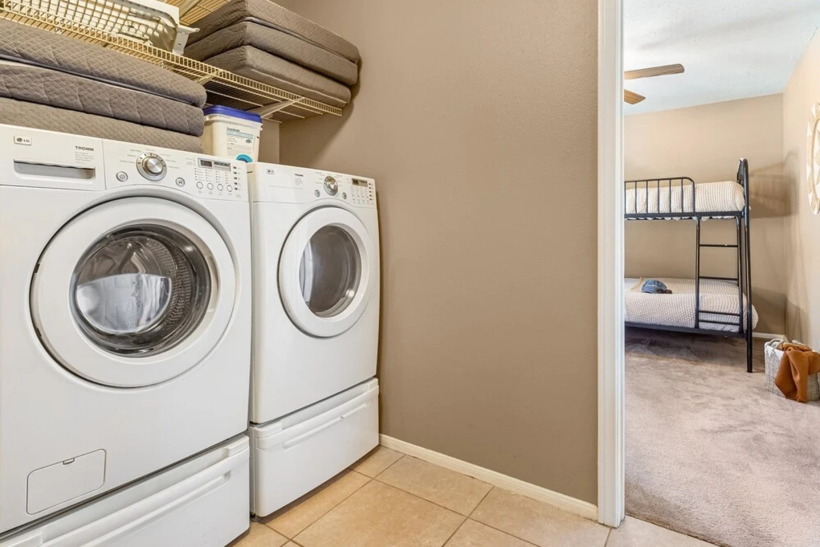 Desert Bloom by Avantstay Incredible Oasis w/ Dreamy Backyard & Patio