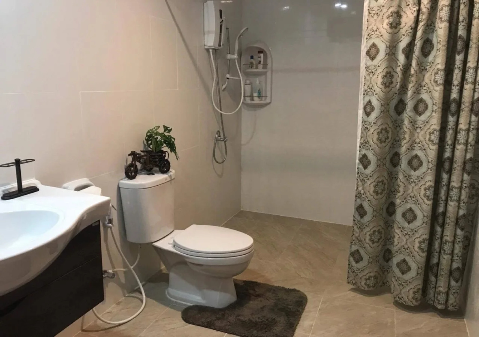 Maa Damnoen B&B