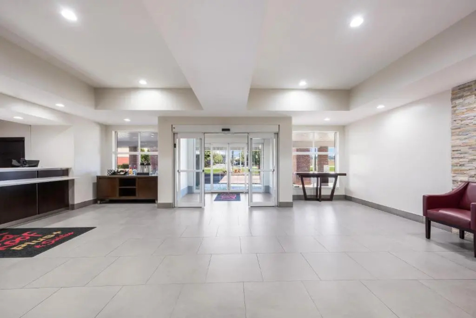 Red Roof Inn PLUS+ & Suites Birmingham - Bessemer