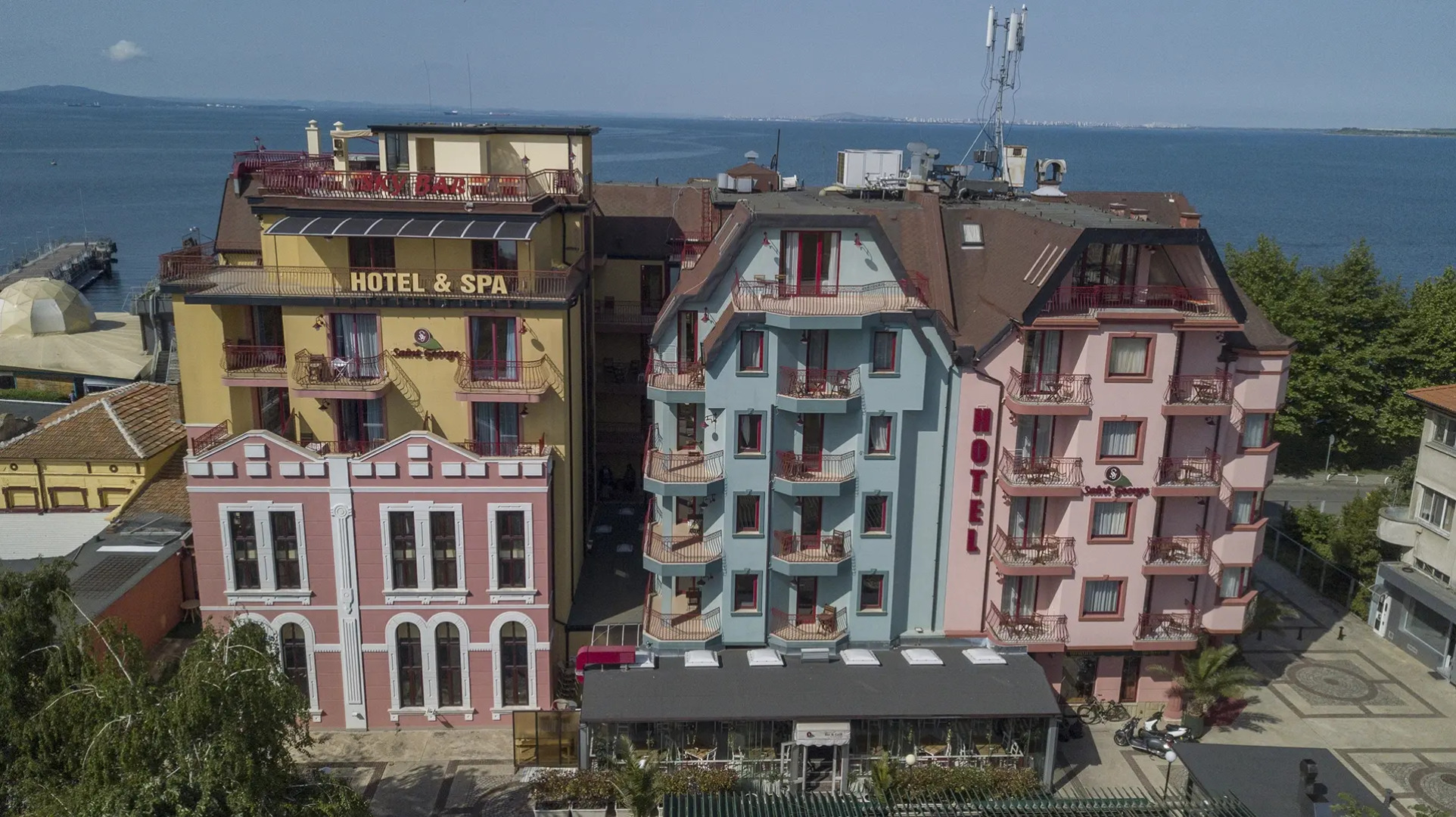 Saint George Hotel & Medical Spa