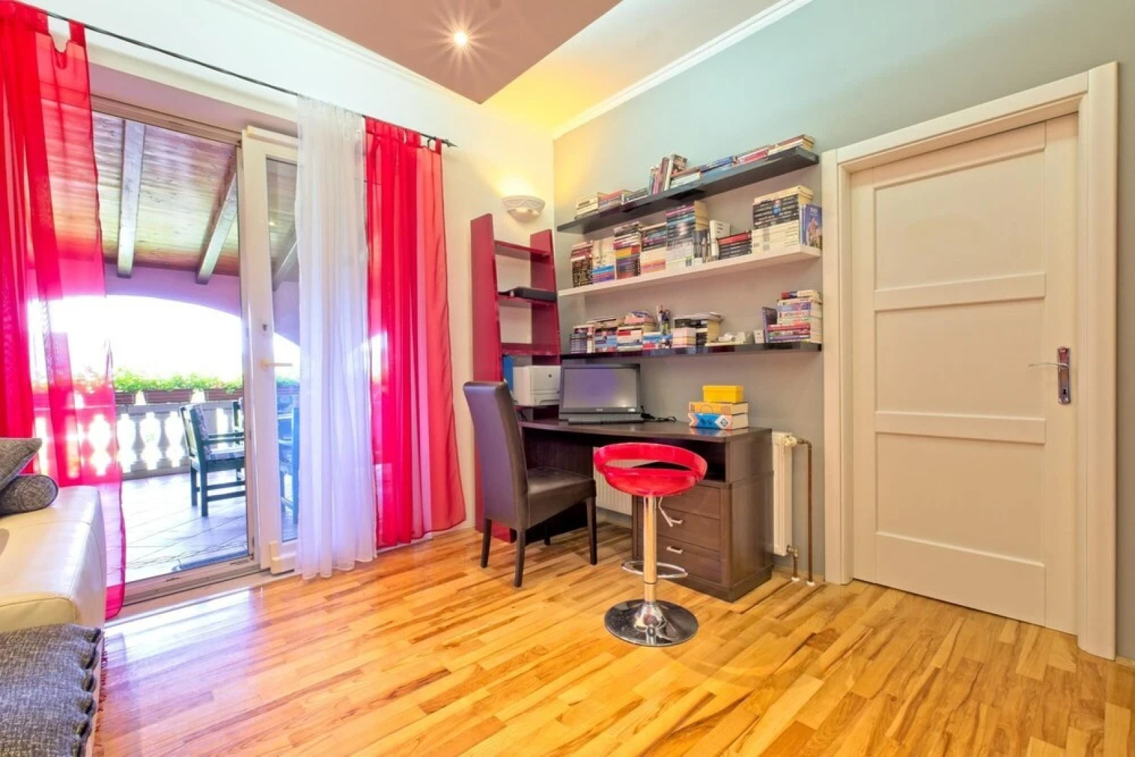 Villa Thousand Roses - Four-bedroom Villa With Terrace and Swimming Pool ID Direct Booker 7164