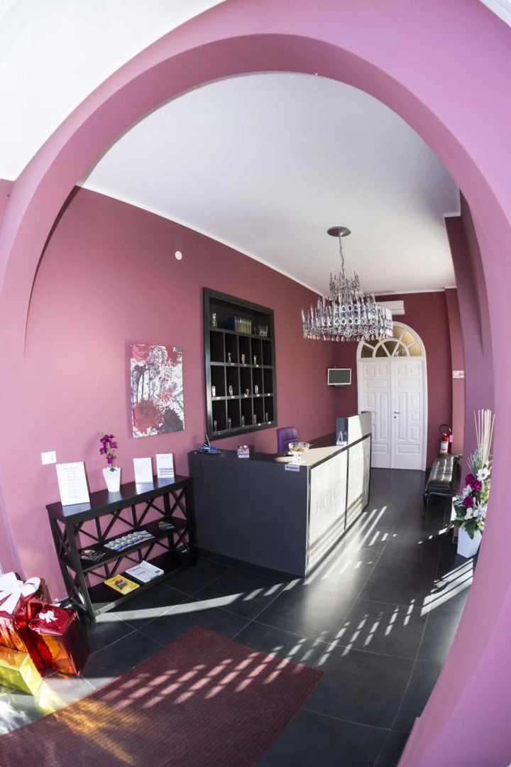 Отель Ascot Hotel