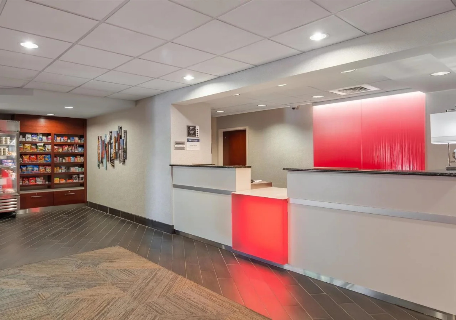 Holiday Inn Express & Suites Cincinnati Riverfront by IHG