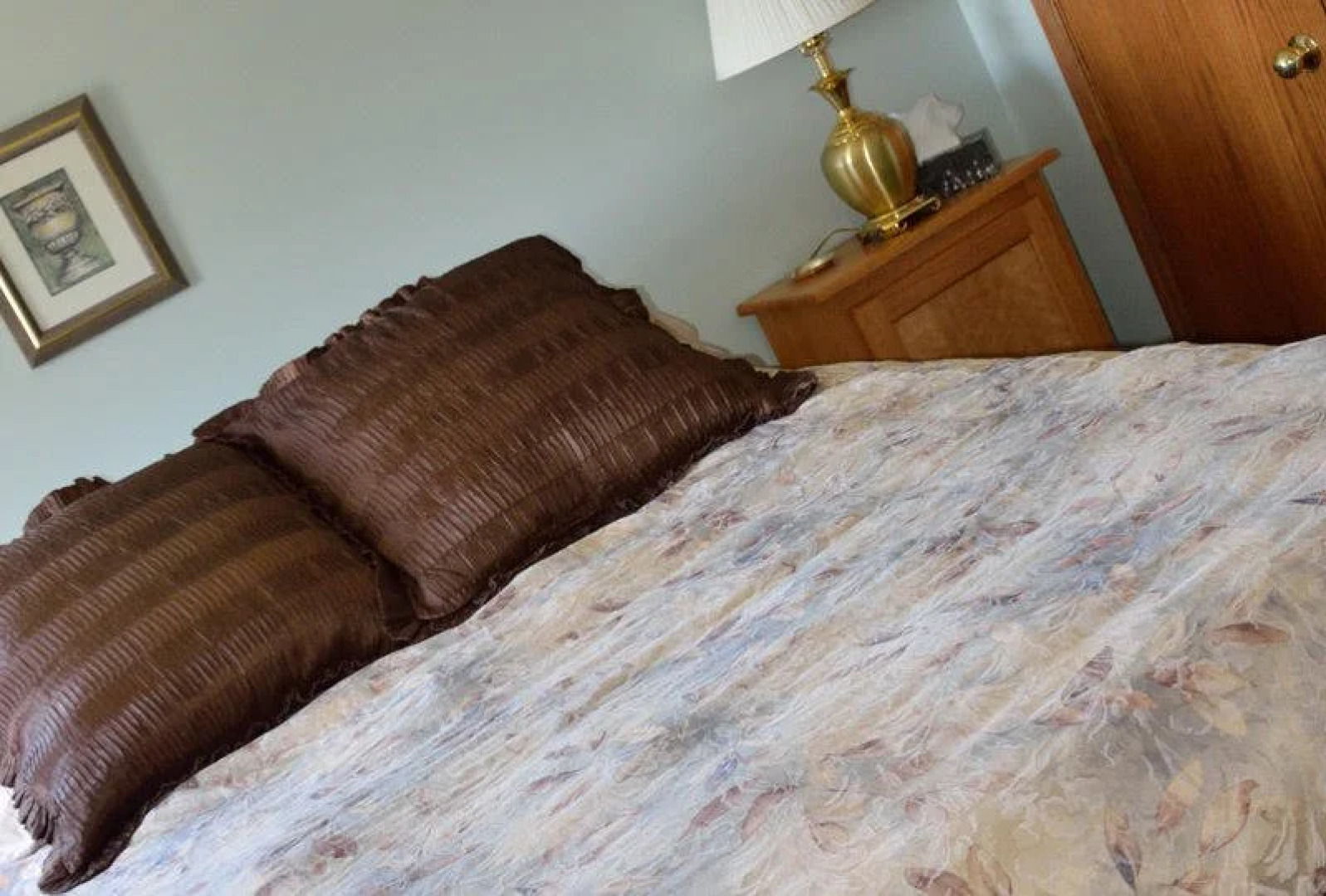 Gemstone Guest House and B&B