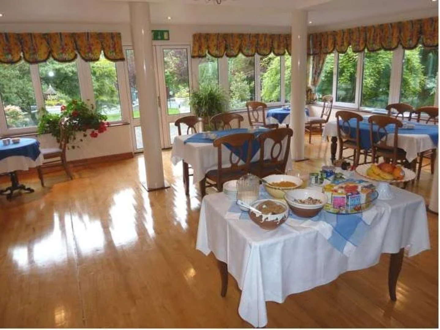 Annabella Lodge Bed & Breakfast