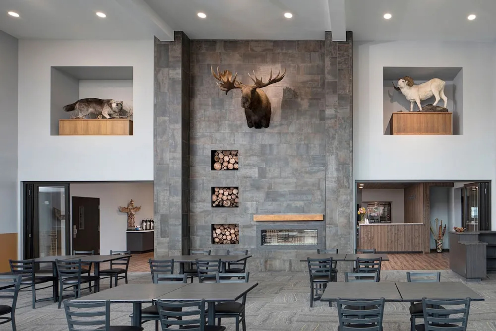 Totem Hotel and Suites