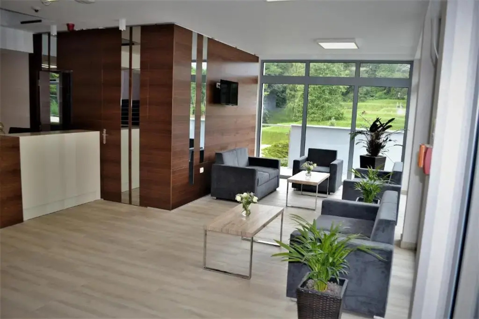 Hotelik na Słonecznym Wzgórzu