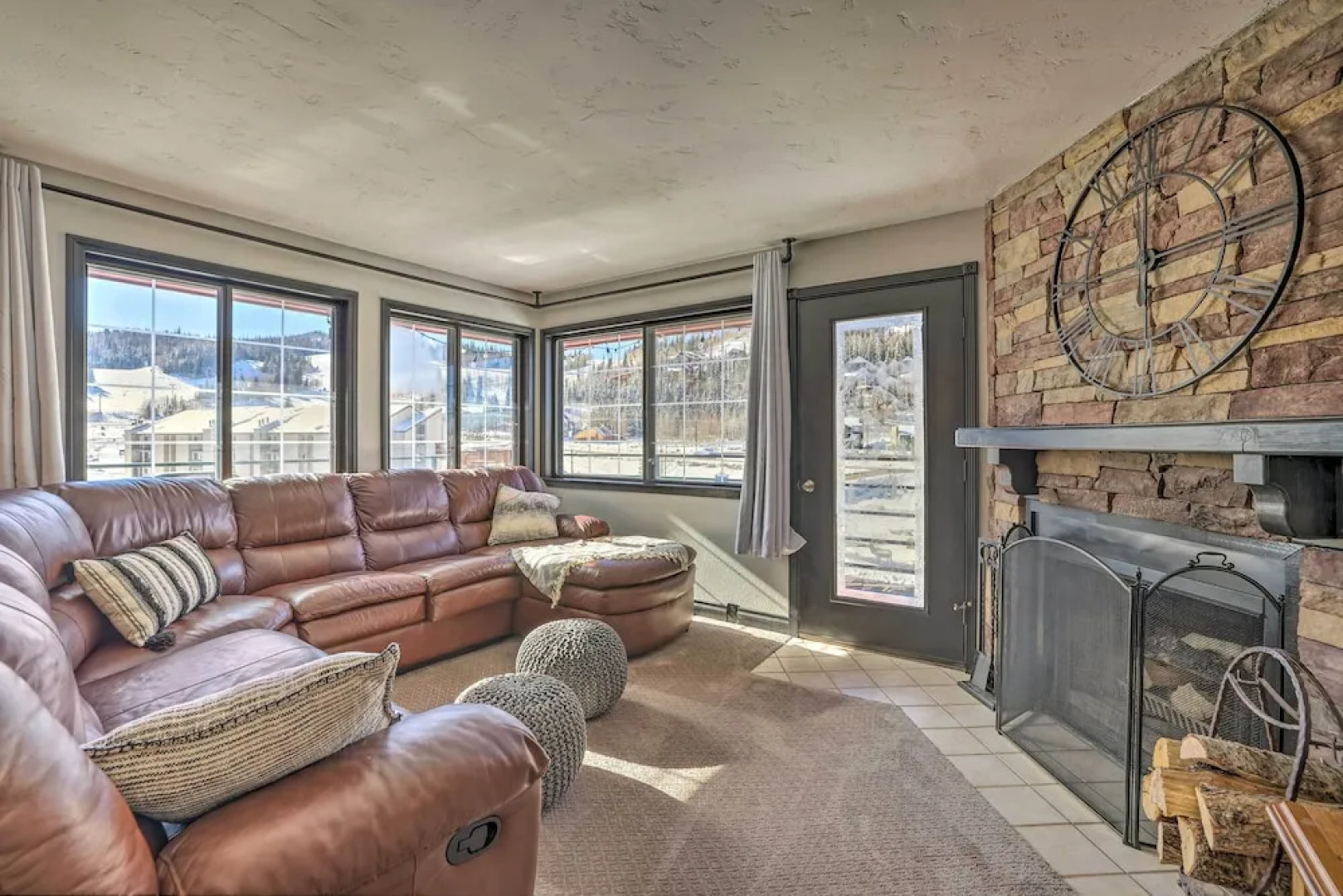 The Bunk House - Ski-in/ski-out at Giant Steps!