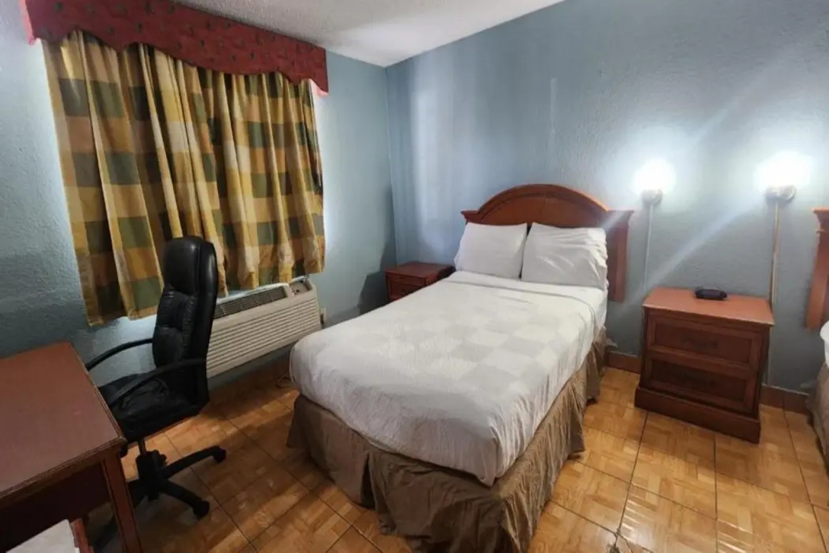 Lone Star Inn & Suites by OYO Harlingen TX