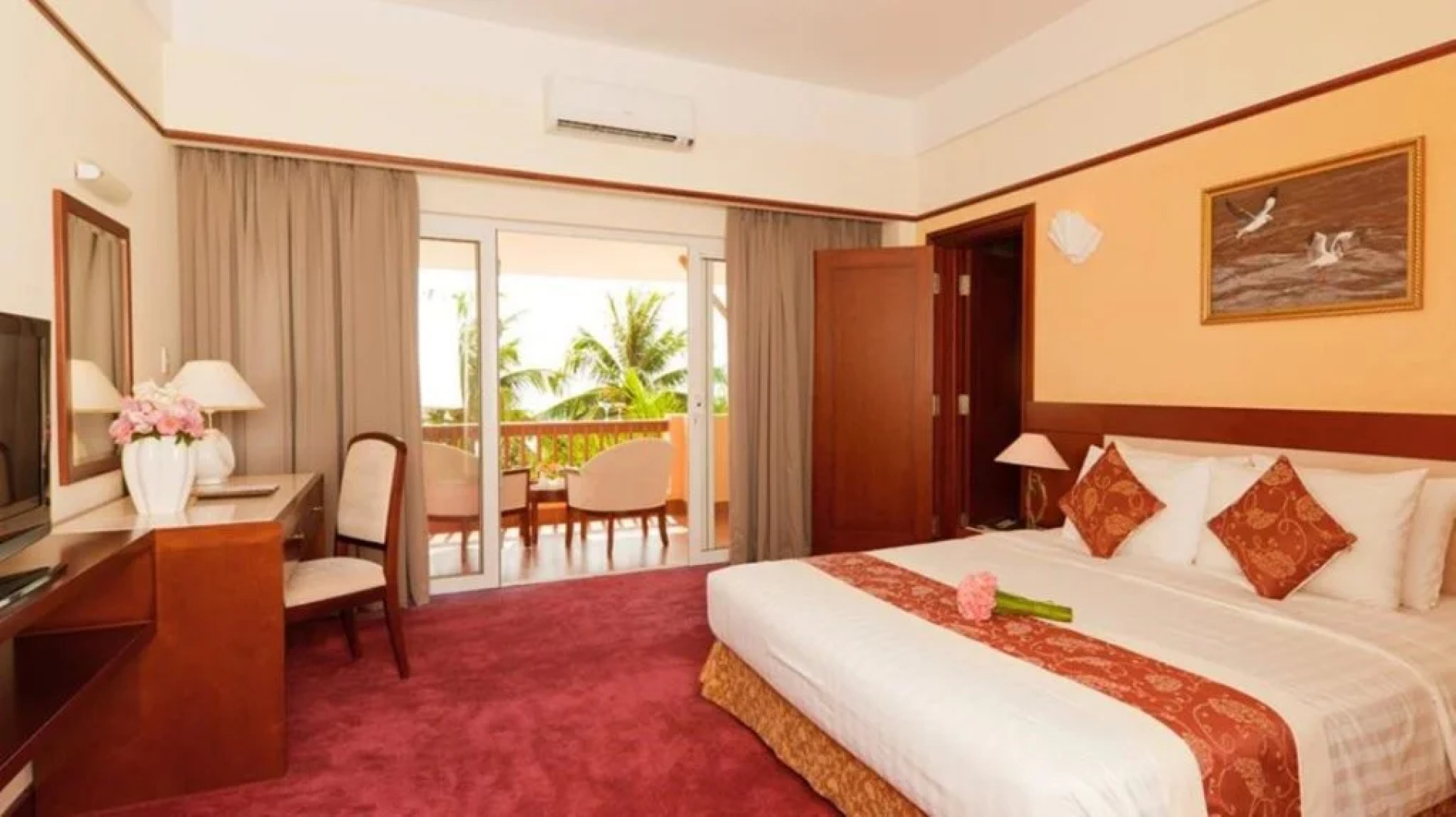 Hon Trem Resort & Spa