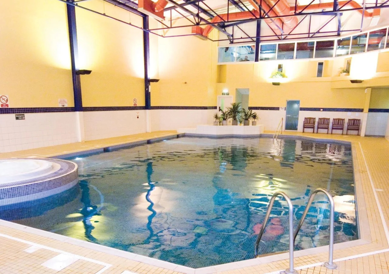 Отель Buchanan Arms