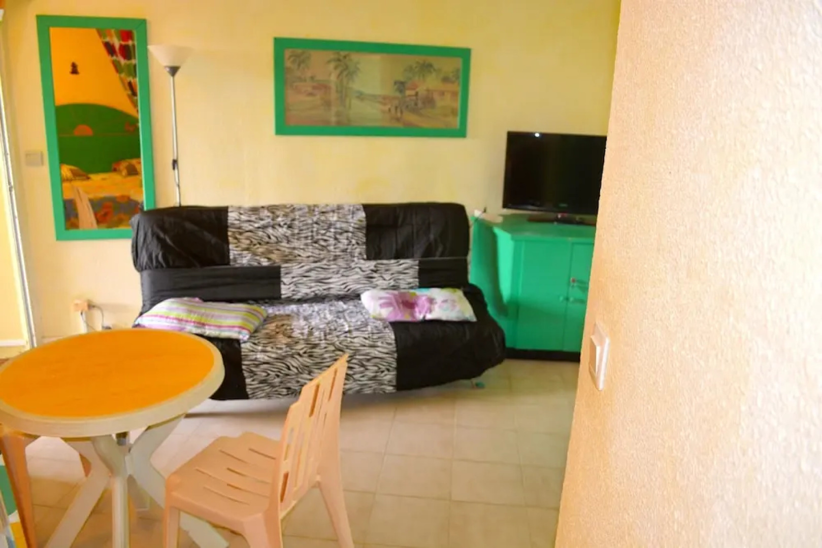 Studio in Sainte Anne, With Wonderful sea View, Furnished Garden and W