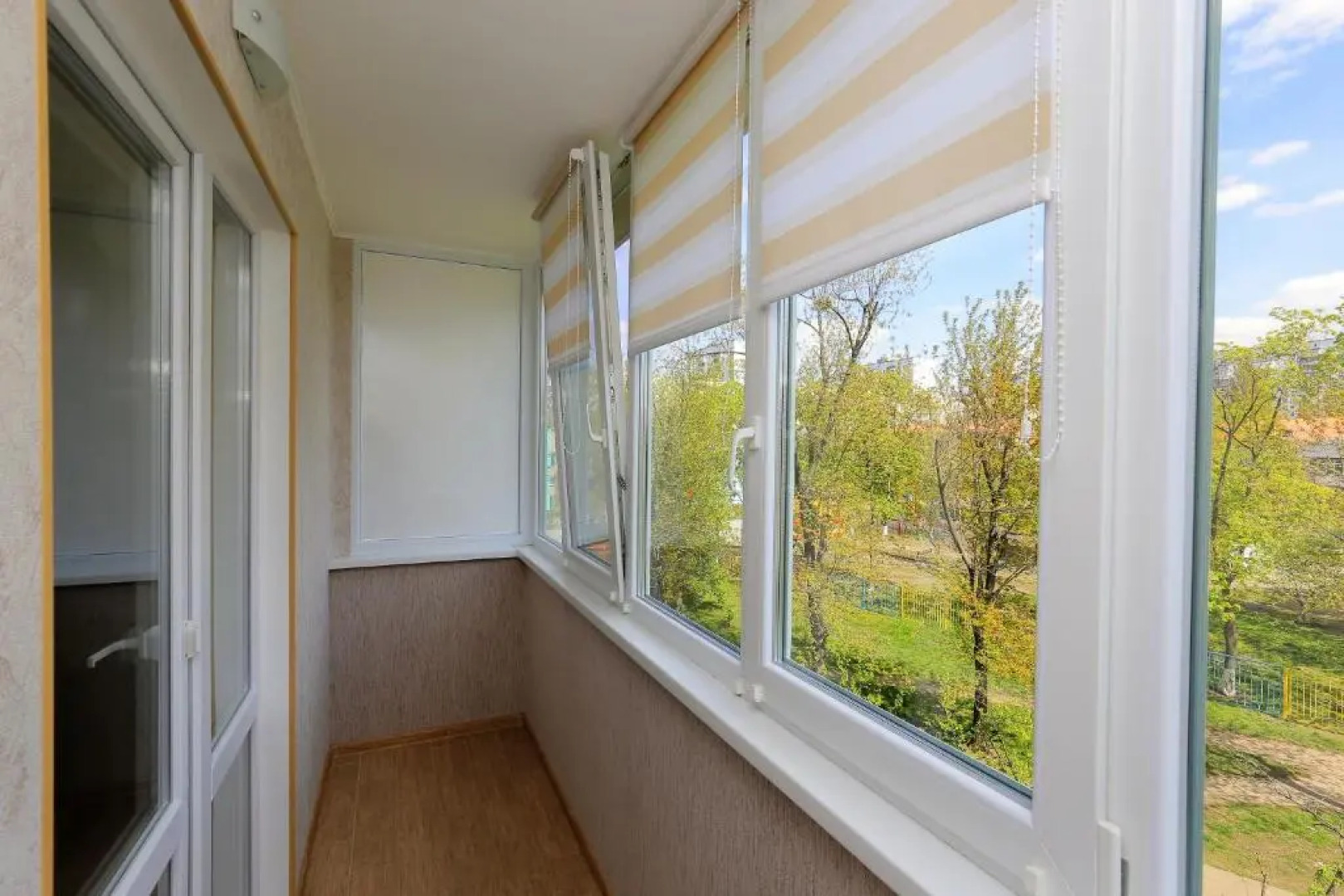 Apartment on Obolonskiy Prospect 16V