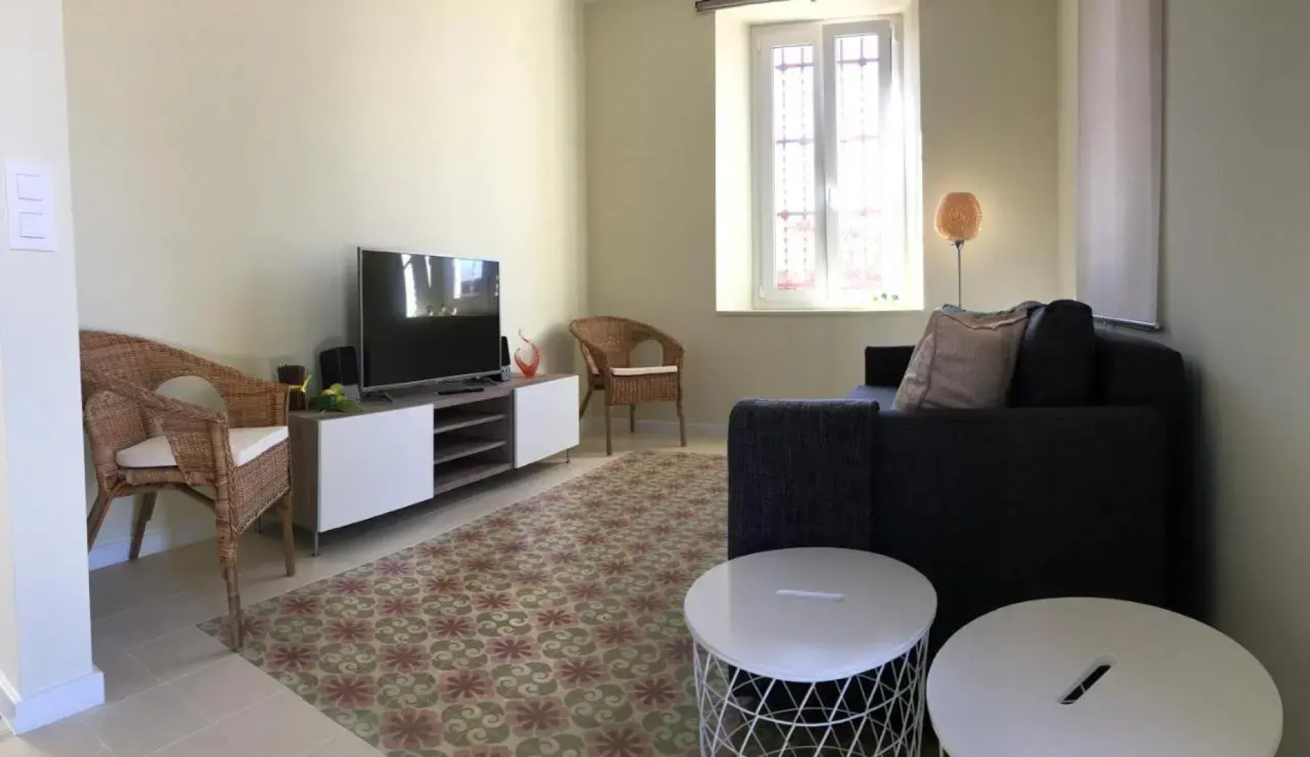 casa colonial tranquila