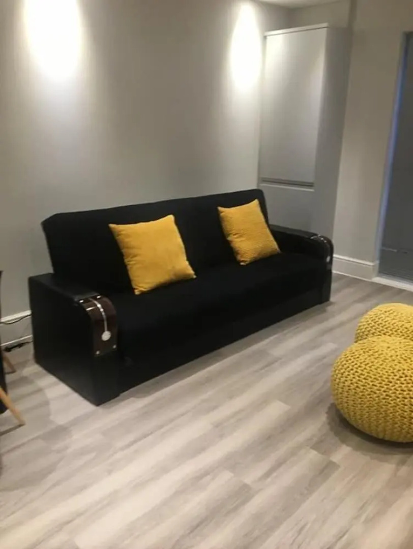 Icon Crownleigh 3 With Free Wifi