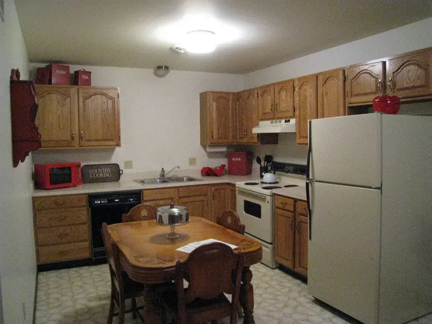 The Artist's Inn and Gallery