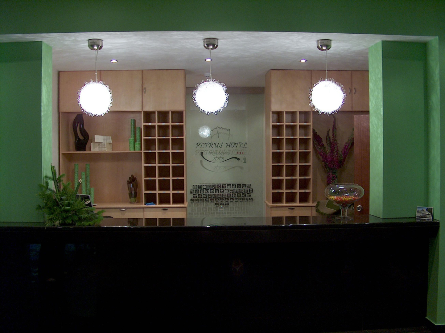 Petrus Hotel