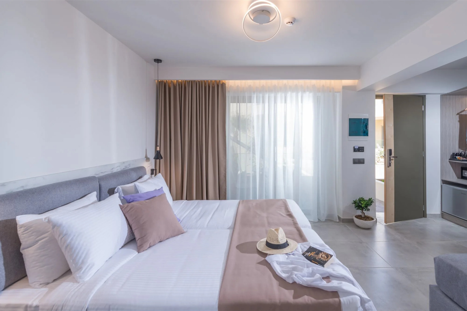 Отель Imperial Palace - Adults Only