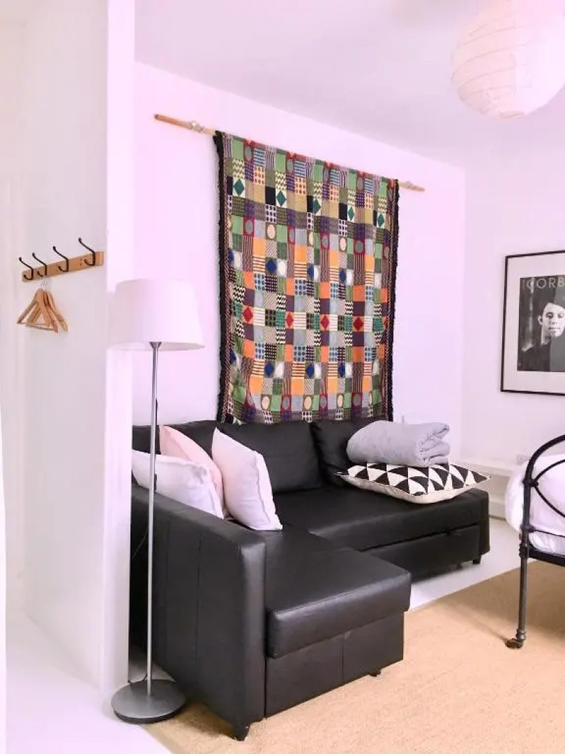 The Art Room Apartment