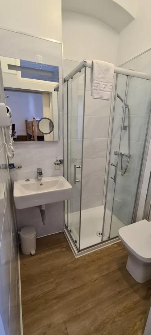 Torland Seafront Hotel