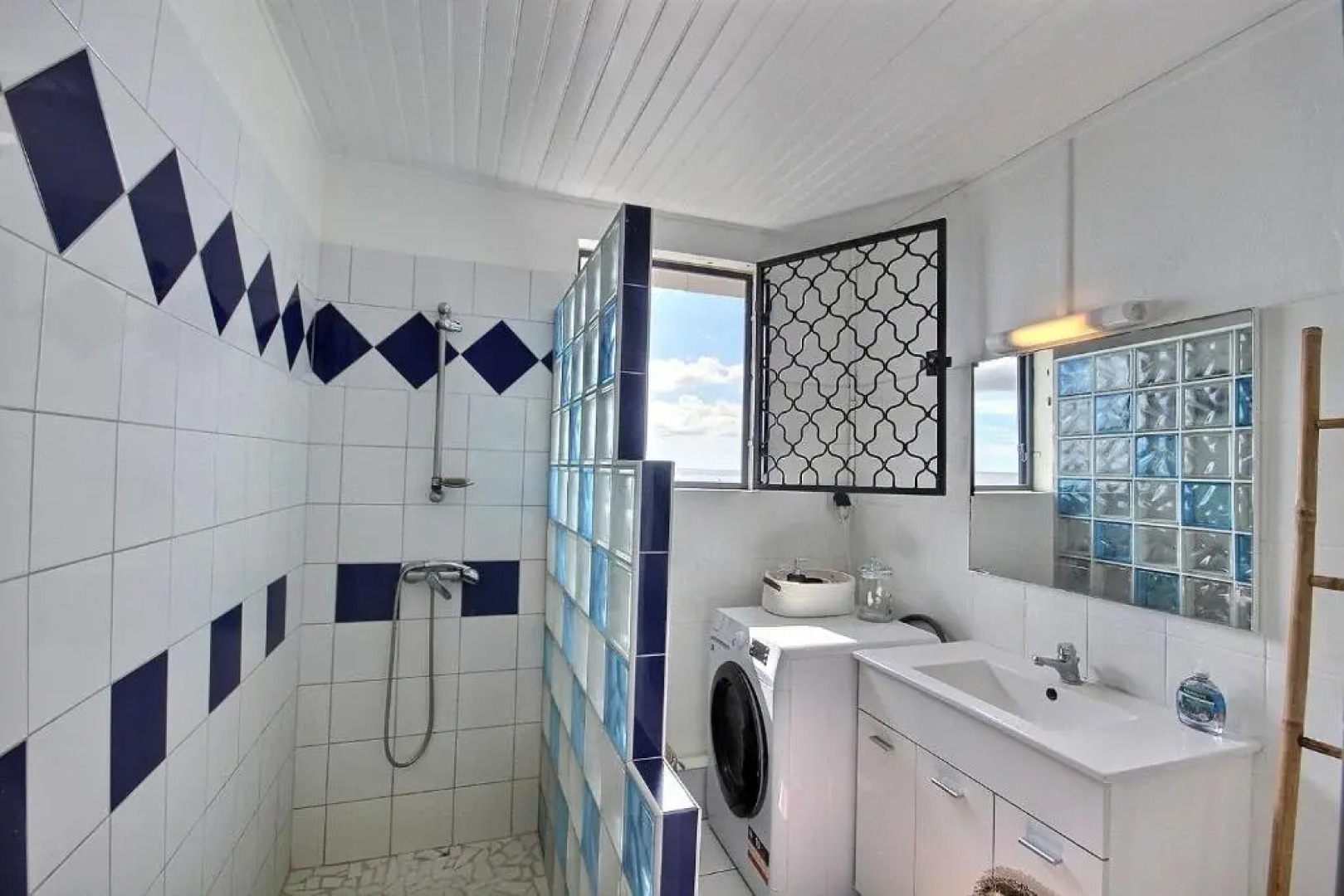 Magnifique Villa avec accès à la plage