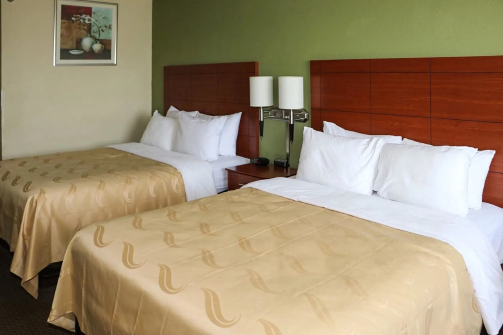 Quality Inn Evansville Eastland Area